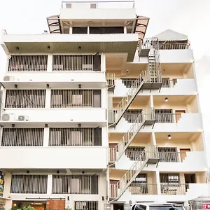 Super Oyo 134 The Bedstation *** Mandaluyong