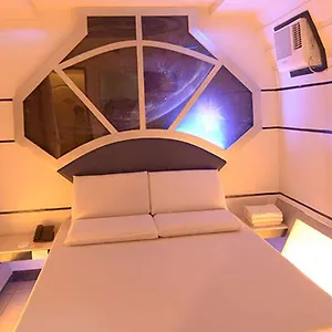 Astrotel Guadalupe ** Mandaluyong